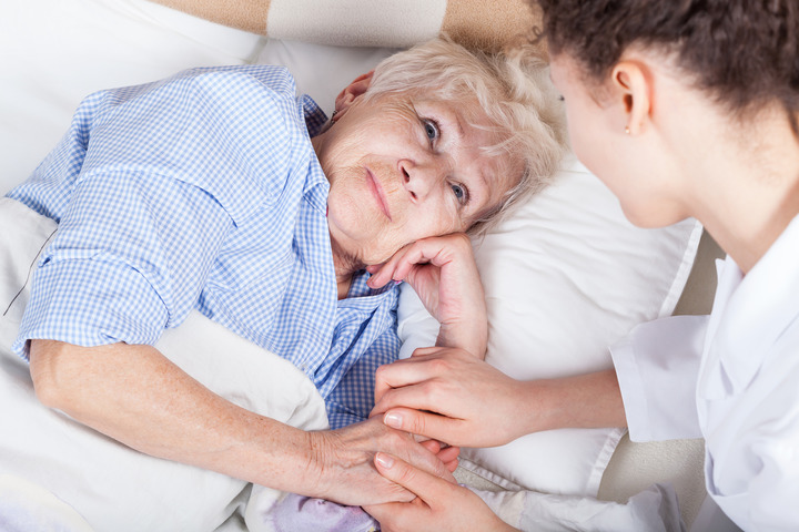 Какой должен быть уход за пожилыми после инсульта в домашних условиях